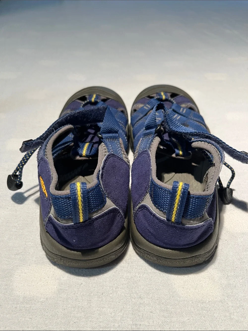 Keen Blue Newport H2 Closed Toe and Heel Water Sandals - Size US Youth 6, EU 38